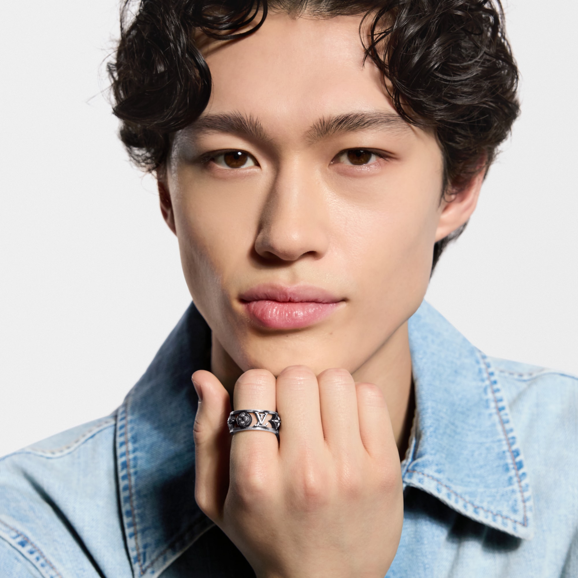 All Fashion Jewelry Collection for Men | LOUIS VUITTON
